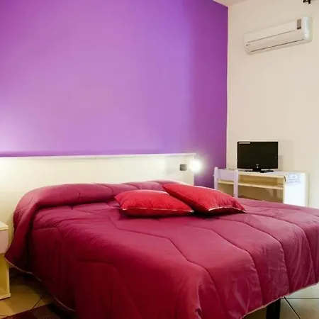 ゲストハウス Casa Del Sole カーラゴノネ